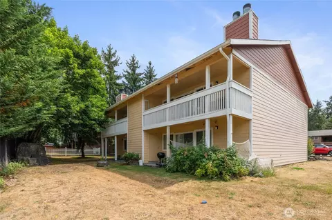 Exterior - 3909 Mason Loop Rd, Tacoma, WA 98409 photo 4 of 10