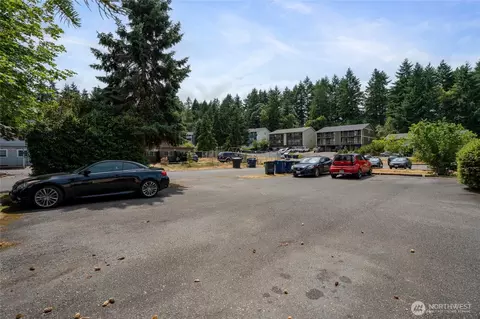 Exterior - 3909 Mason Loop Rd, Tacoma, WA 98409 photo 9 of 10