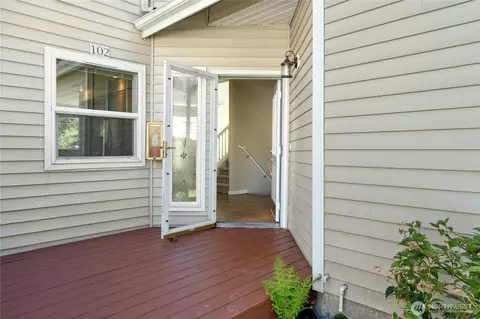 Entry Way - 9821 NE Riverbend Dr #C 102, Bothell, WA 98011 photo 1 of 2