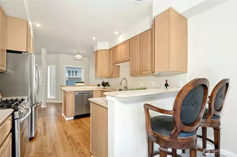 Kitchen - 9821 NE Riverbend Dr #C 102, Bothell, WA 98011 photo 5 of 5