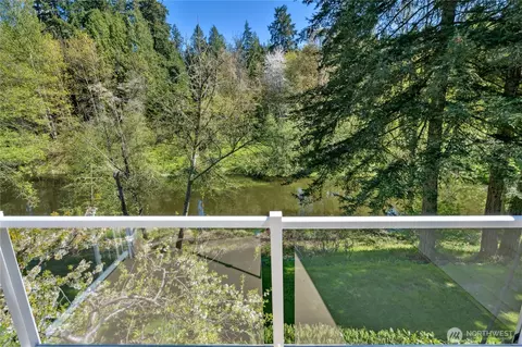 View/Area - 9821 NE Riverbend Dr #C 102, Bothell, WA 98011 photo 2 of 5