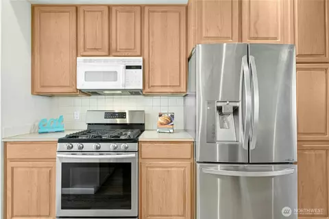 Kitchen - 9821 NE Riverbend Dr #C 102, Bothell, WA 98011 photo 1 of 5