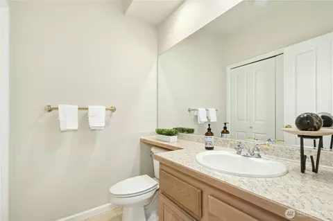 Bath - 9821 NE Riverbend Dr #C 102, Bothell, WA 98011 photo 1 of 6