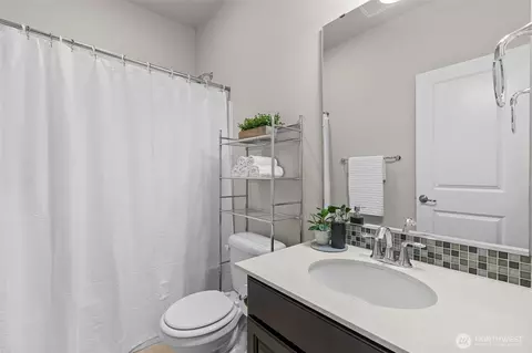 Bath - 18728 42nd Ave SE, Bothell, WA 98012 photo 1 of 6