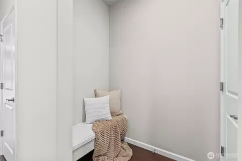 Entry Way - 18728 42nd Ave SE, Bothell, WA 98012 photo 6 of 6