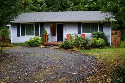 55521 315th Ave E, Ashford, WA 98304