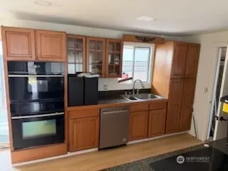 Kitchen - 3103 26th St S, Everett, WA 98201 photo 2 of 3