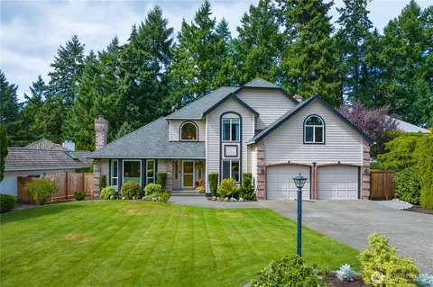 6912 65th Ave W, Lakewood, WA 98499