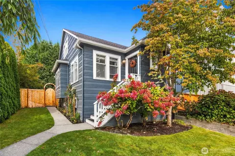 3613 35th Ave SW, Seattle, WA 98126