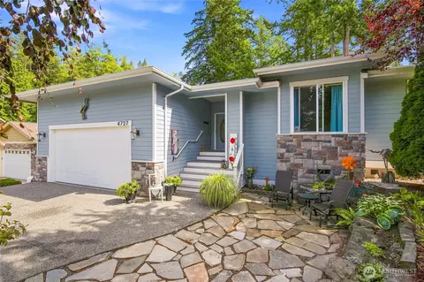 4727 S Golf Course Dr, Blaine, WA 98230