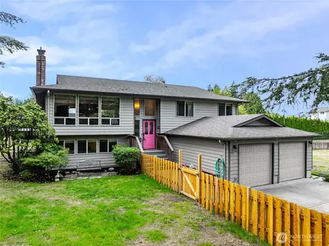 2315 SW 118th Ct, Burien, WA 98146