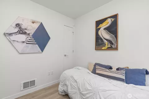 Bedroom - 716 11th Ave E #A, Seattle, WA 98102 photo 5 of 5