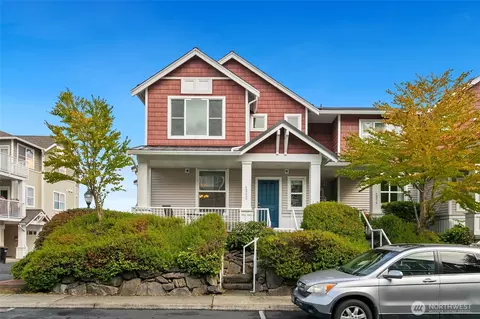 2952 SW Raymond St, Seattle, WA 98126