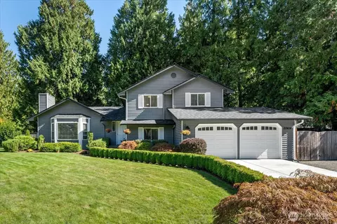 22414 NE 12th Ct, Sammamish, WA 98074