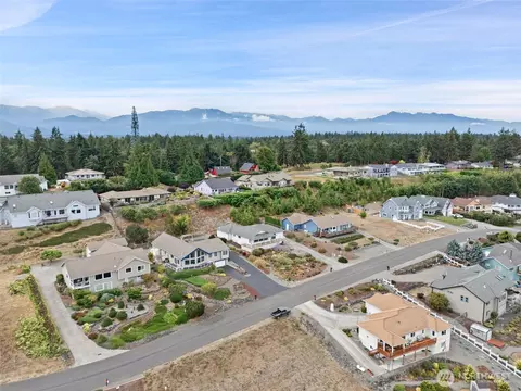 View/Area - 220 Moonlight Dr, Sequim, WA 98382 photo 3 of 5