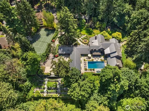 Undisclosed, Mercer Island, WA 98040