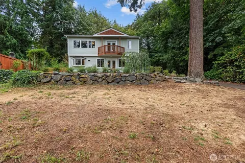 16931 SE Newport Way, Bellevue, WA 98006