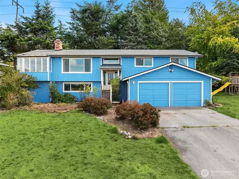 2861 Heller Rd, Oak Harbor, WA 98277