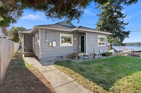 8902 Wadsworth St SW, Lakewood, WA 98498