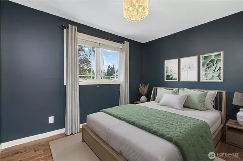 Bedroom - 19032 86th Ave NE, Bothell, WA 98011 photo 2 of 4