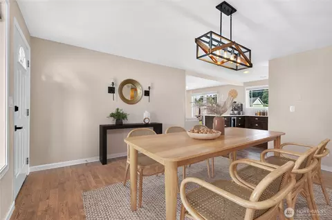Dining - 19032 86th Ave NE, Bothell, WA 98011 photo 3 of 3
