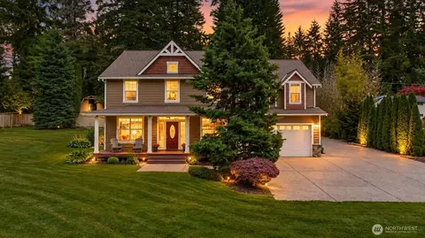 6727 180th St SE, Snohomish, WA 98296