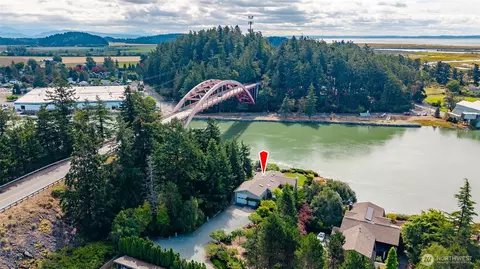 View/Area - 100 Samish Pl, La Conner, WA 98257 photo 2 of 6