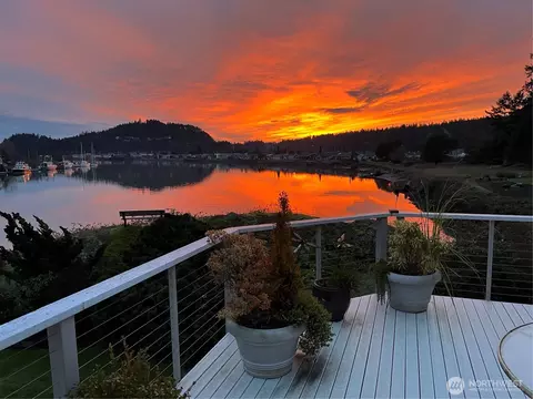 View/Area - 100 Samish Pl, La Conner, WA 98257 photo 6 of 6