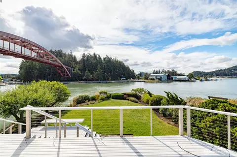 View/Area - 100 Samish Pl, La Conner, WA 98257 photo 4 of 6
