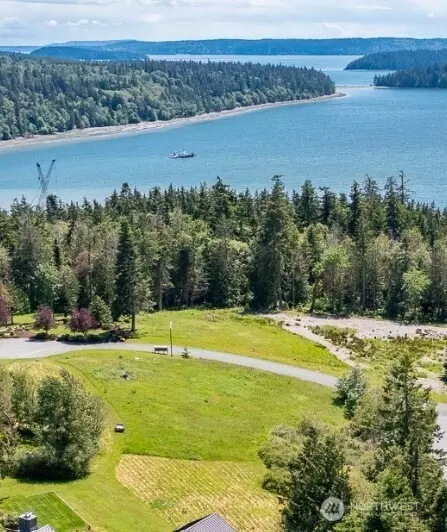 8651 Southridge Pl, Anacortes, WA 98221