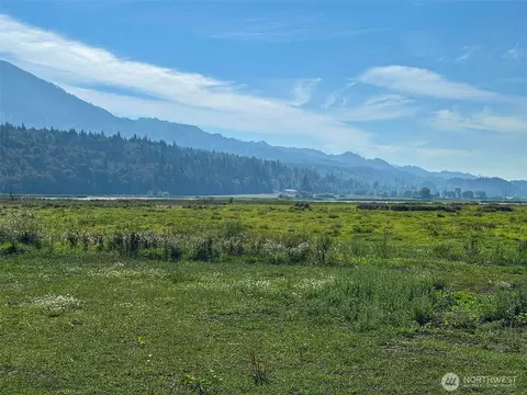 0 Nnn Fox Rd, Clear Lake, WA 98235