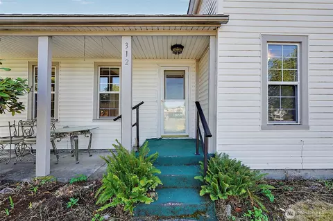 Exterior - 312 Taylor St SW, Orting, WA 98360 photo 2 of 7