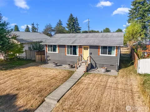 1532 S Prospect St, Tacoma, WA 98405