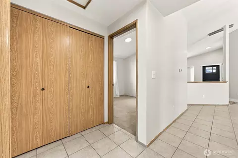 Entry Way - 22422 45th Ave E, Spanaway, WA 98387 photo 1 of 1