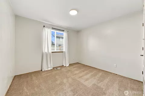 Bedroom - 22422 45th Ave E, Spanaway, WA 98387 photo 4 of 4