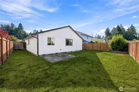 Exterior - 22422 45th Ave E, Spanaway, WA 98387 photo 5 of 6