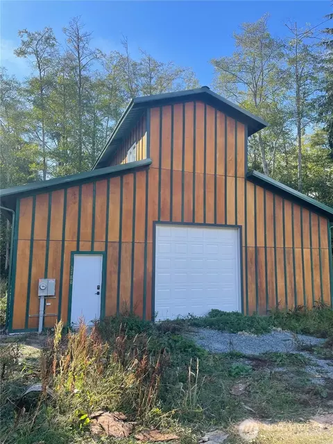 3788 Berry Blvd, Camano Island, WA 98282