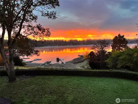 11621 Gravelly Lake Dr SW, Lakewood, WA 98499