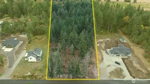 1321 276th St E, Spanaway, WA 98387 photo 2