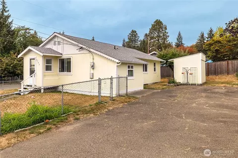 2703 Maple St, Bremerton, WA 98310