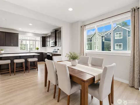 Dining - 1621 Seattle Hill Rd #E1, Bothell, WA 98012 photo 2 of 2
