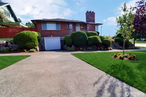 Exterior - 1503 S Stevens St, Seattle, WA 98144 photo 5 of 10