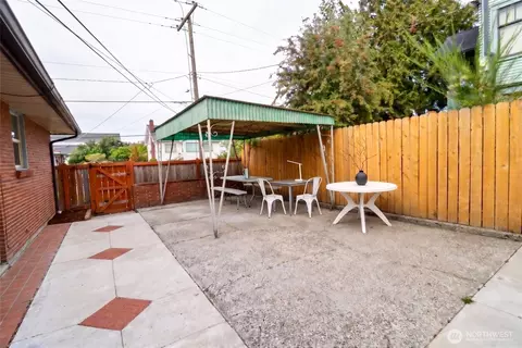 Exterior - 1503 S Stevens St, Seattle, WA 98144 photo 6 of 10