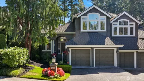 11627 E Oakmont Dr, Mukilteo, WA 98275
