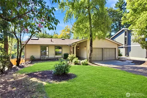 13945 SE 60th St, Bellevue, WA 98006