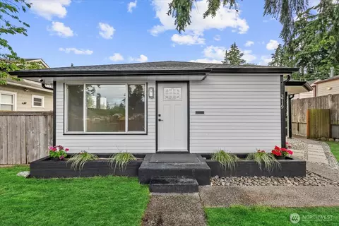3719 S 12th St, Tacoma, WA 98405