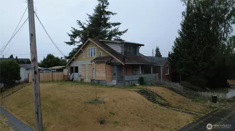 Exterior - 1703 Oakes, Everett, WA 98201 photo 1 of 1