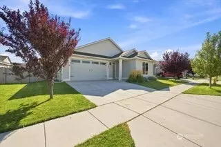 2584 Clark Ridge Dr, Richland, WA 99352