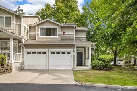 17824 NE 96th Way #3, Redmond, WA 98052