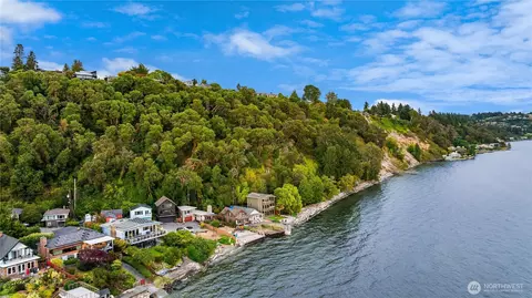 11441 Arroyo Beach Pl SW, Seattle, WA 98146